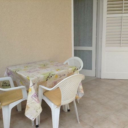 Apartment Biserka Barbat na Rabu Kültér fotó
