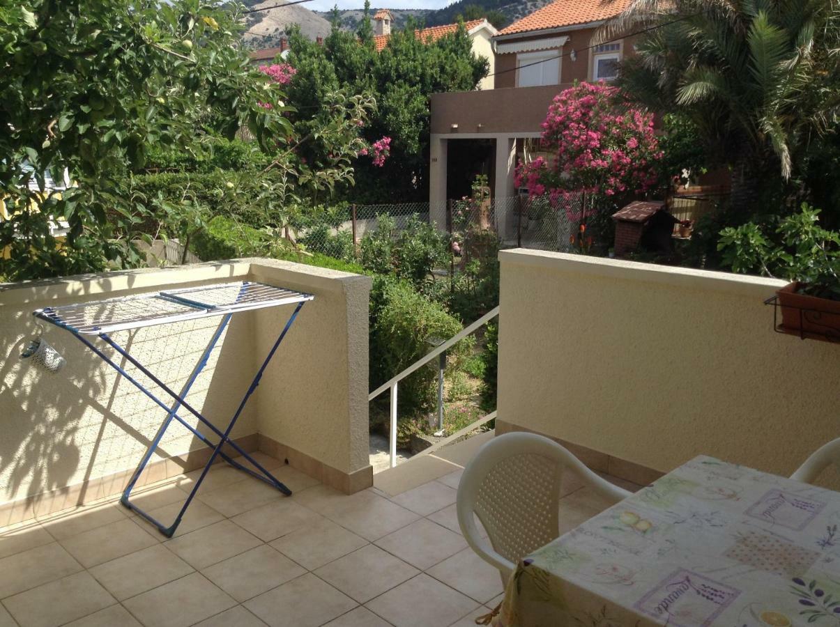 Apartment Biserka Barbat na Rabu Kültér fotó